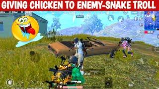 GIVING CHICKEN TO ENEMY SPEED JADU LITE COMEDY|pubg lite video online gameplay MOMENTS CARTOON FREAK