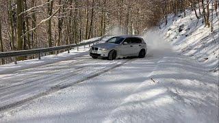 BMW e87 snow drift 2