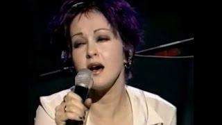 Cyndi Lauper - True Colors (Live VH1)