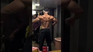 Junaid Kaliwala First Indian Mens Physique IFBB Pro #bodybuilding #mrolympia #mensphysique
