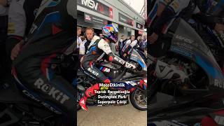 Toprak O nasıl çıkış #ToprakRazgatlıoğlu #BMWM1000RR #DoningtonPark #motor #moto #smartphone