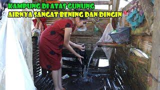 Kembang Desa Mencuci Di Pancuran, Airnya Sangat Jernih Dan Dingin.