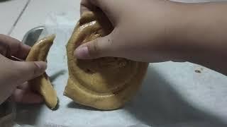 Squid game dalgona sugar spong