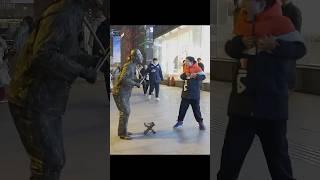 她叫的聲音夠大@dafeiyangprank  #funny #prank #funnyprank #搞笑