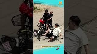 Lần đầu lái xe điện của anh hàng rong  #shorts #haihuoc #funny #giaitri #haihuocvuinhon