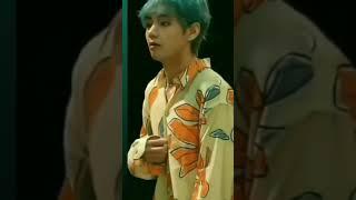 boxy Simle bts army Kim taehyung v 