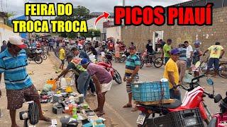 ESSA FEIRA DO TROCA TROCA É MUITO MOVIMENTADA E TEM DE TUDO NO ROLO