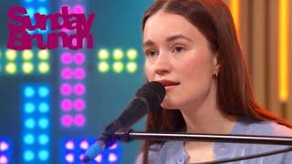 Sigrid - Bad Life (Live on Sunday Brunch)