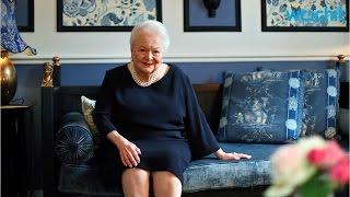 Actress Olivia De Havilland Talks Sibling feud