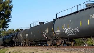 Santa Fe Warbonnet Leading the 741 Job