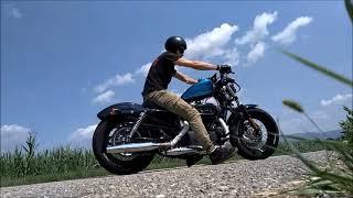 Harley Davidson 48 bobber sound, look around, fly by