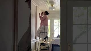 Rainy Days & Painting Picture Moulding. #diy #diyproject #cottagefarmhouse #cottage