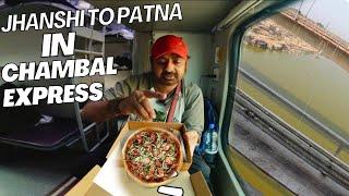 Ordered Pizza in Train Onboard Chambal Express train |  Jhansi Junction to Patna junction