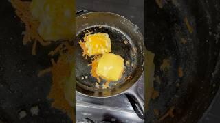 THE ULTIMATE GRILLED CHEESE