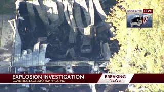 Fire destroys auto shop in Excelsior Springs, Missouri