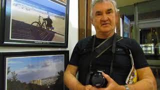 Николай Волков на фотовыставке, посвященной 70-летию Израиля и Дню алии