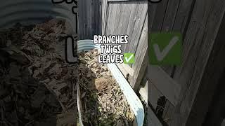 How I fill my deep raised garden beds to save money on soil! #gardenbed #gardening  #gardeningtips