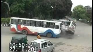 Live Bus Accident, Farmget, Dhaka, Bangladesh