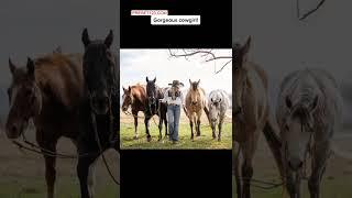 Rodeo is her life! And she’s amazing at it! behindthescenes countrygirl seniorpictures seniorphotog