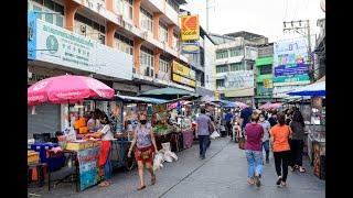 [4K] "Chokchai 4 Market" local thai street food on Ladprao road, Bangkok