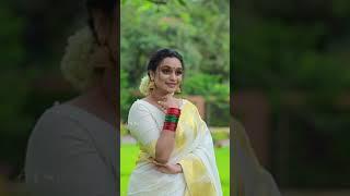 Lakshmi Nakshathra in Kerala Saree | Star Magic Lakshmi Nakshathra