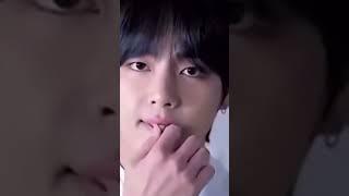 Make an eye contact with Kim Taehyung #bts #v #taehyung #kimtaehyung #shorts