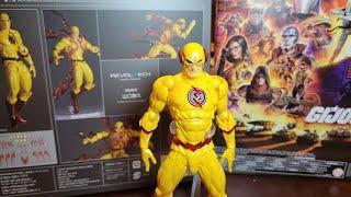 Revoltech Amazing Yamaguchi Reverse Flash Figure Review