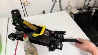 How To Refill And Purge A Hydraulic Trolly Jack