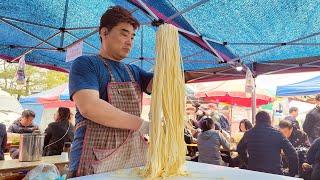 Chef's Dancing Kalguksu(noodle) - korean street food