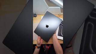 Unboxing Brand NEW Apple MacBook Pro in Space Black! #tech #laptop