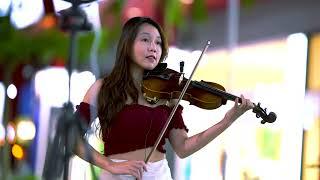 Street violin performance by 巧巧