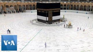 Mecca’s Grand Mosque Empty Prior to Hajj Pilgrimage