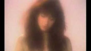 Kate Bush - The Man With The Child In His Eyes