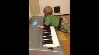 Piano player