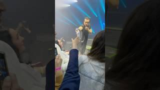 Юрий Николаенко добрая душадевушка мешает вести концерт