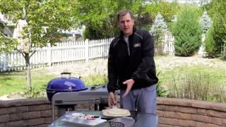 How To Cook Homemade Pizza On The Grill | Weber Grills