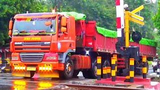 Truck Spotting Indonesia Truk Siba Surya, Truk Gandeng Panjang, Truk Pertamina, Mitsubishi Fuso