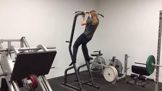 15 year old girl does 13 chin-ups