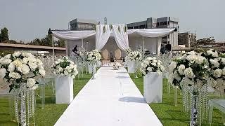 stunning wedding aisle decorations.