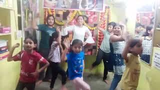 soda Khara Khara bacho ka dance