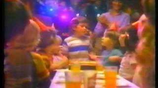 Chuck E cheese classic tv commercial