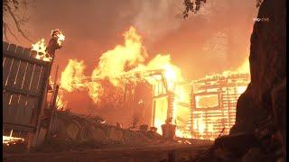 The #Airportfire in Trabuco Canyon, California devours many homes Tuesday afternoon.