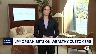 JPMorgan opens financial center in Columbus Circle in bet on wealthy customers