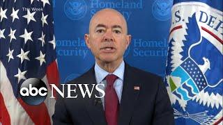 Secretary of Homeland Security urges migrants not to come to the US