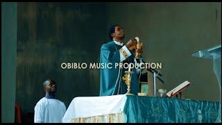 I am the bread of life || best live performance in church || Popular Communion song by Obiblo music