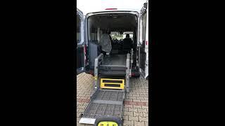 Ford Transit für Rollstuhltransport mit Panoramalift und Fahrhilfen für Aktivfahrer mit Handicap