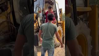 Bacha JCB Me Char Gaya Hai  #funny #viral #shorts