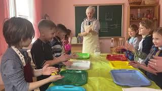 Learning to live during the war. "Borysfen" Waldorf School experience