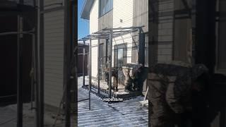 Монтаж навеса #сварочноеоборудование #труборез #заборы теплицы #навесы