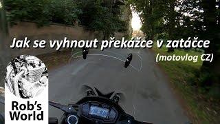 Jak se na motorce vyhnout překážce nebo bordelu v zatáčce | motovlog